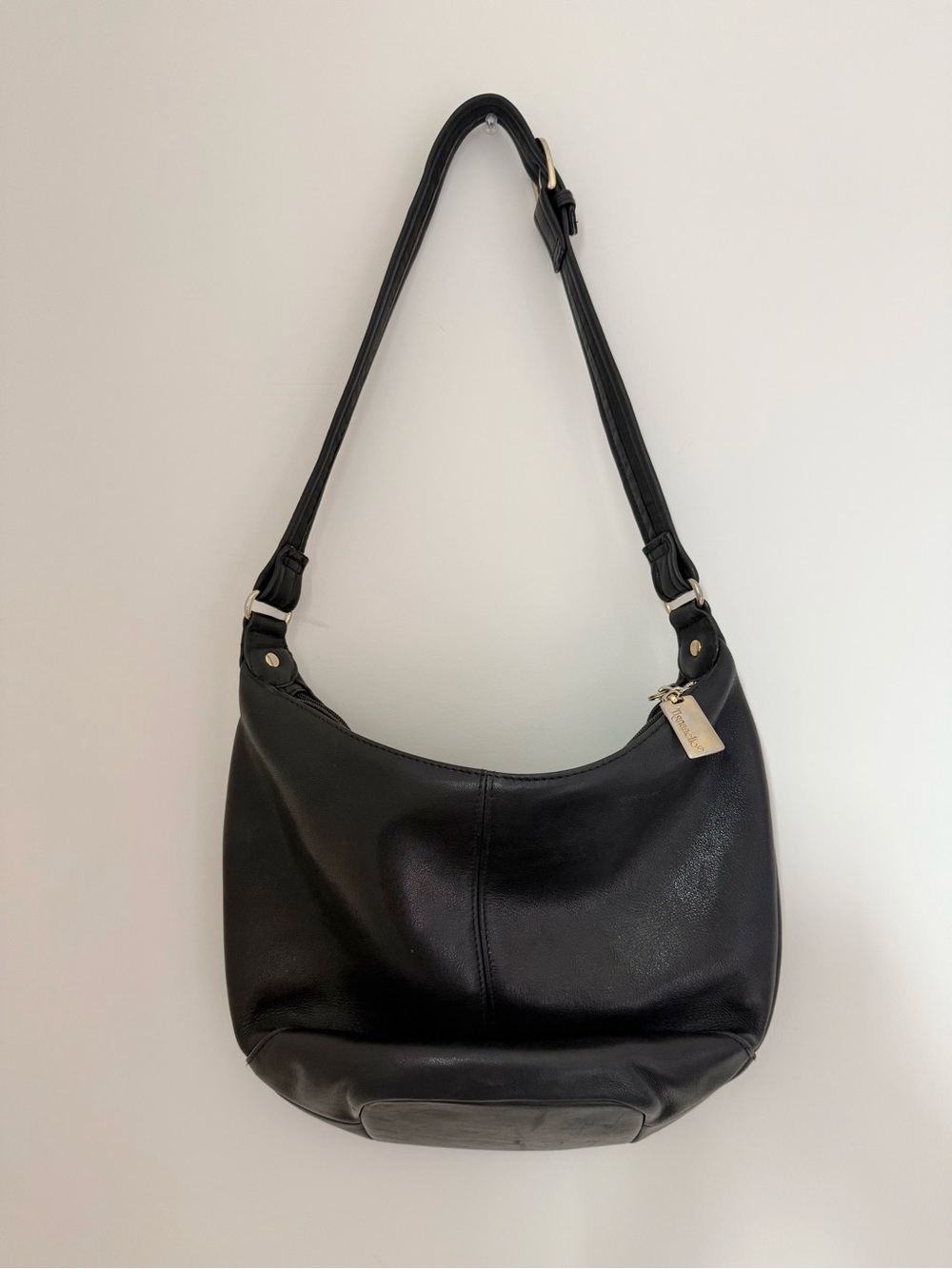 Tignanello Black Leather Shoulder Bag - Classic Everyday Hobo